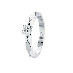 JSL00003 | Boucheron Facette Platinum Diamond Ring | Buy Now