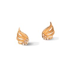 DA13561 010101 | Carrera y Carrera Seda Imperial Yellow Gold Earrings