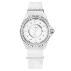 H4190 | Chanel J12 Quartz 33 mm watch. Buy Online
