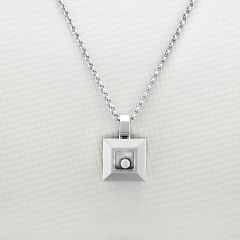 792938-1001 | Buy Chopard Happy Diamonds Icons White Gold Pendant