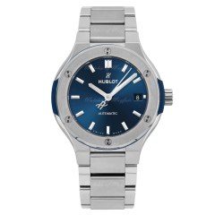 568.NX.7170.NX | Hublot Classic Fusion Titanium Blue Bracelet 38 mm watch. Buy Online