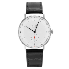 1102 | Nomos Metro Date 38mm Manual watch