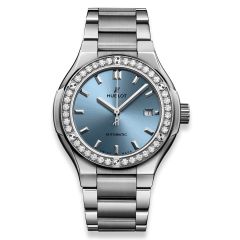 585.NX.891L.NX.1204 | Hublot Classic Fusion Titanium Light Blue Bracelet 33mm watch. Buy Online