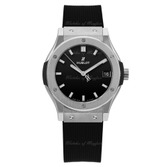 581.NX.1470.RX | Hublot Classic Fusion Titanium Rubber Quartz 33 mm watch. Buy Online