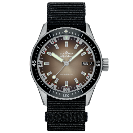 5052-1110-NABA | Blancpain Fifty Fathoms Bathyscaphe Jour Date 70 43 watch | Buy Now