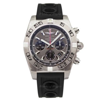 AB011610.F546.200S.A20D.2 | Breitling Chronomat 44 Flying Fish watch.